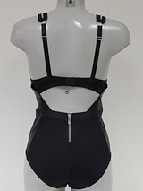 F4P Darci black body