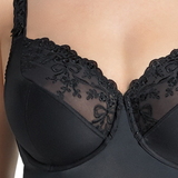 Rosa Faia Scarlett black body