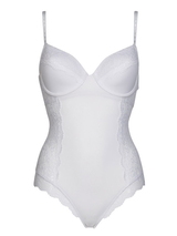 After Eden Lynn white body