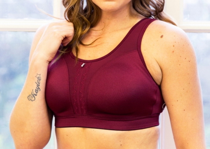 Q-Linn Cannes dark red sport bra