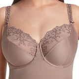 Rosa Faia Scarlett antique rose body