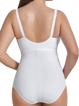 Rosa Faia Twin white body