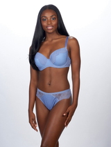 After Eden D-Cup & Up LIZ blue thong
