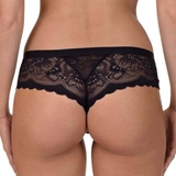 Lisca Evelyn black brazilian
