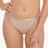 Lisca Ivonne skin brief