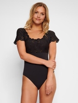 LingaDore Augusti coral body