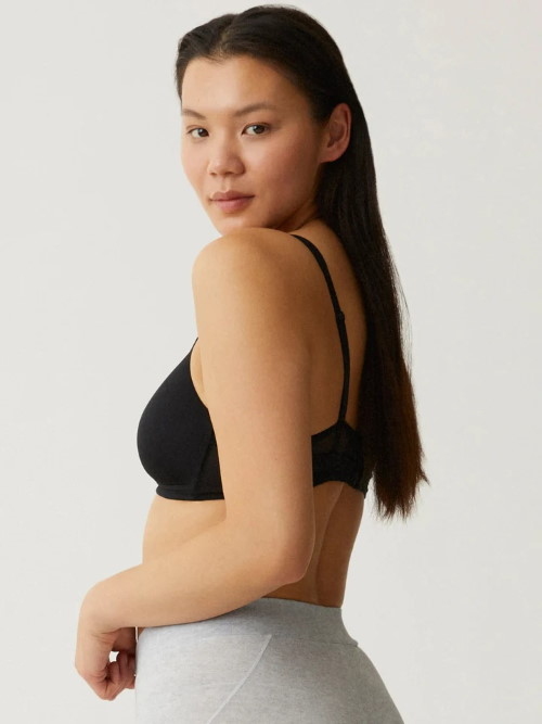 Naturana Monday black wireless bra