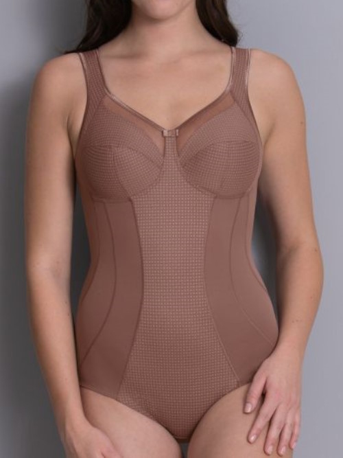 Anita Clara berry body