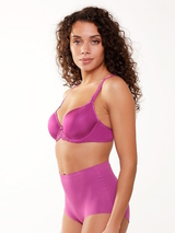 LingaDore Daily Uni Fit raspberry padded bra