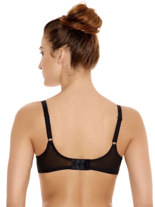 Wacoal Lingerie Basic Beauty black padded bra