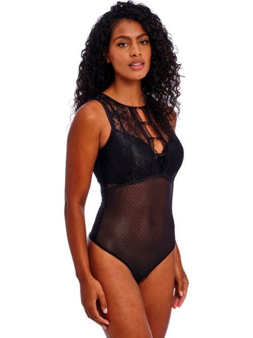 Freya Sydnie black body