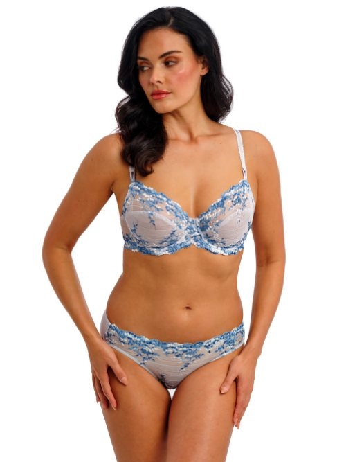 Wacoal Lingerie Embrace Lace blue padded bra