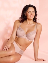 Wacoal Lingerie Cateline skin padded bra