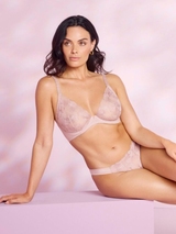 Wacoal Lingerie Cateline skin padded bra