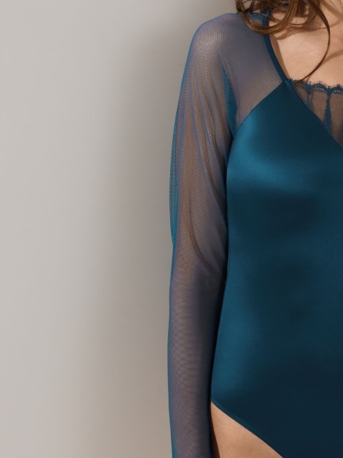 Lisca Lovelace blue body