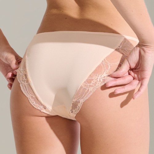 Lisca Patricia pink brief