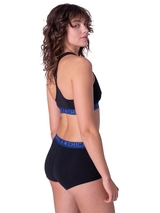 Chicamala Solid black short