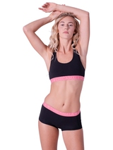 Chicamala Solid black short