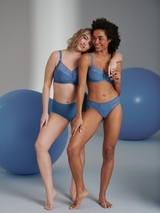 Rosa Faia Sita blue short