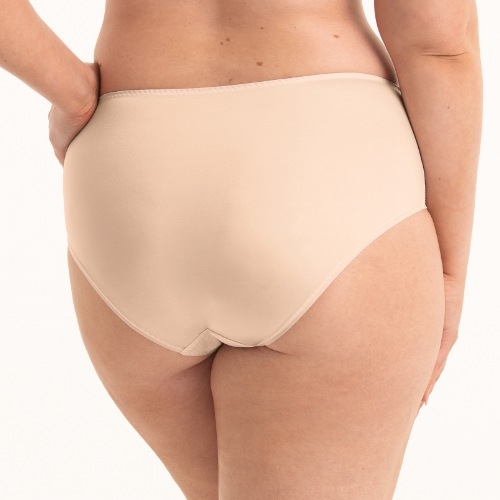 Rosa Faia Eloise skin brief