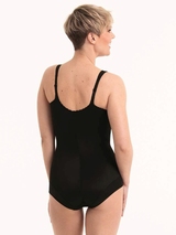 Rosa Faia Sita black body