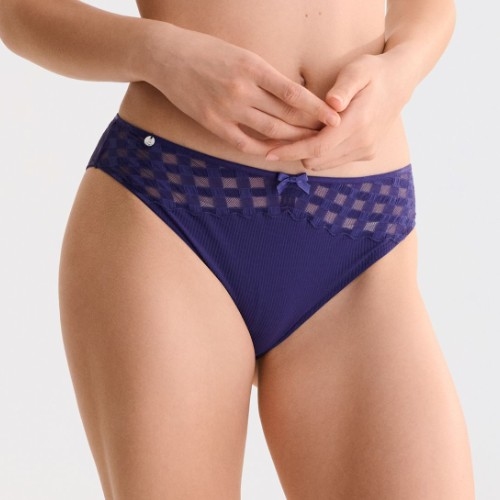 Lisca Infinity purple brief
