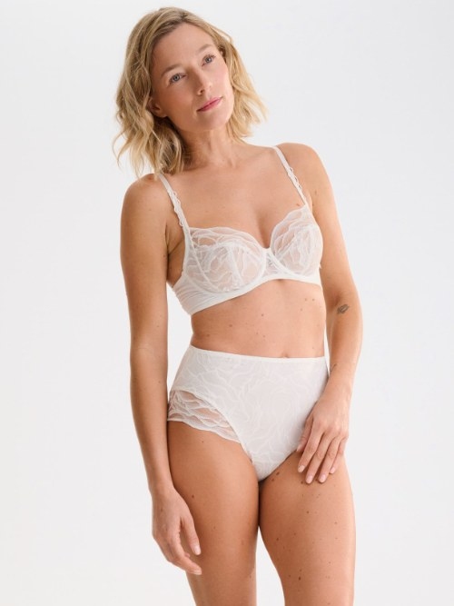 Lisca River crème high waist brief