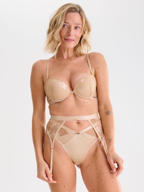 Lisca Passion rose with gold suspender