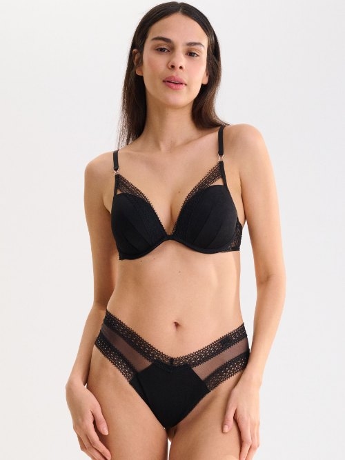 Lisca Adventure black push up bra
