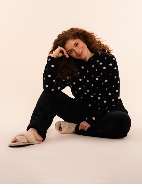 Charlie Choe Fall in Love black pajama