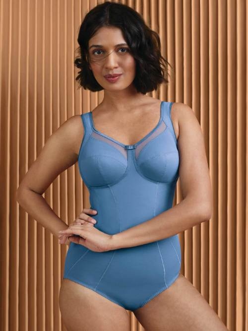 Anita Clara blue body