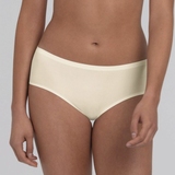 Anita Essential champagne short