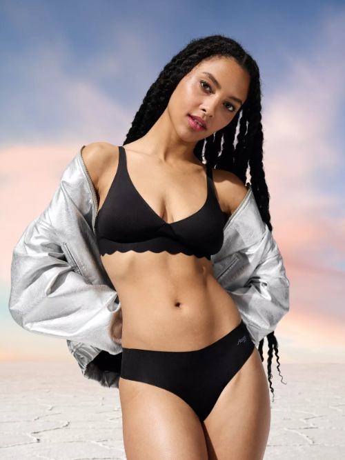 Sloggi Zero Microfibre black thong