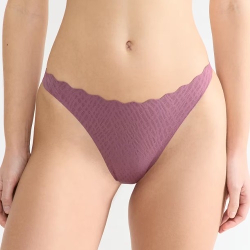 Sloggi Zero Feel Bliss violet thong