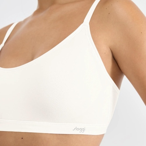 Sloggi Free Evolve white padded bikini bra