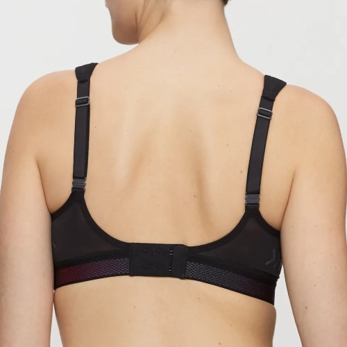 Triumph Triaction Cardio Flow black sport bra