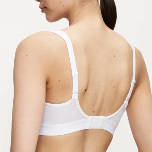 Triumph Triaction Gravity Lite white sport bra