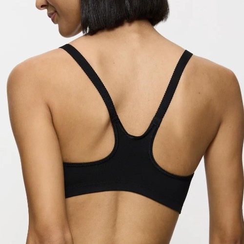 Triumph Triaction Fitness black sport bra