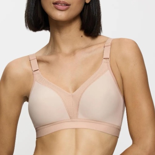 Triumph Triaction Wellness beige sport bra