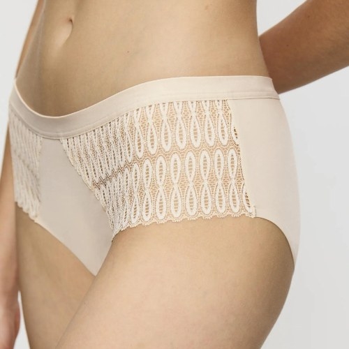 Triumph Aura Spotlight beige brief