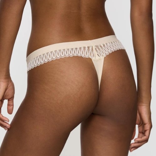 Triumph Aura Spotlight beige thong