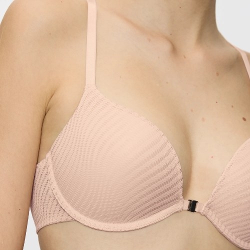 Triumph Harmony Spotlight pink padded bra