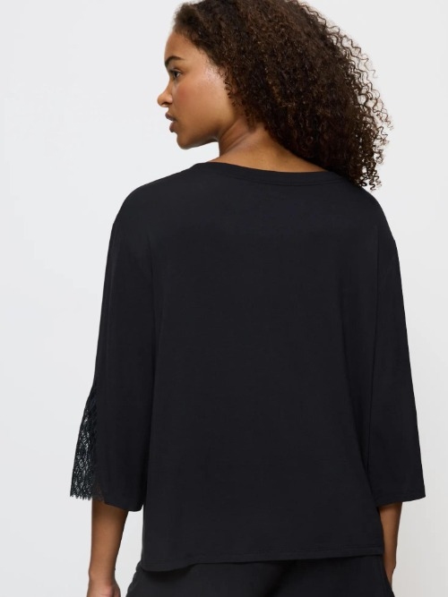 Triumph Aura Spotlight black sleep shirt