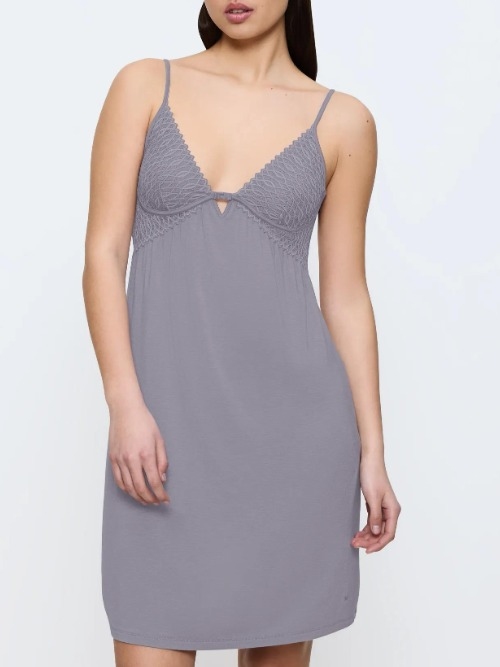 Triumph Aura Spotlight grey nightdress