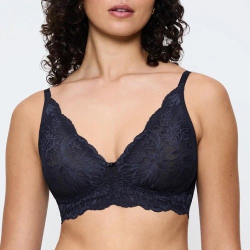 Triumph Amourette Charm dark grey padded bra