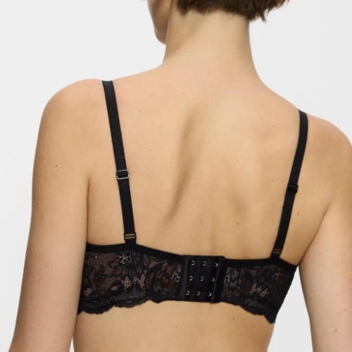 Triumph Amourette Charm black non-padded bra
