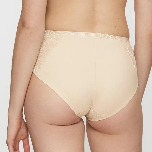 Triumph Amourette Charm beige brief