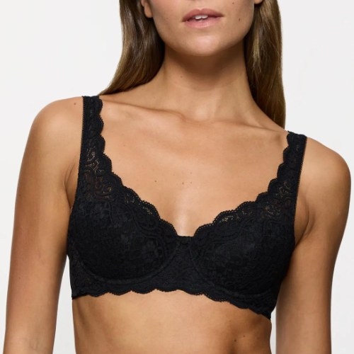 Triumph Amourette black padded bra