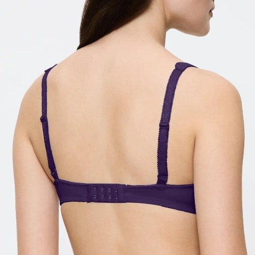 Triumph Amourette purple padded bra