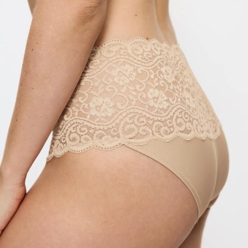 Triumph Amourette skin brief